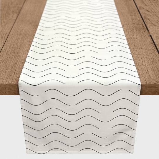 Simple Waves Indoor/Outdoor Table Runner